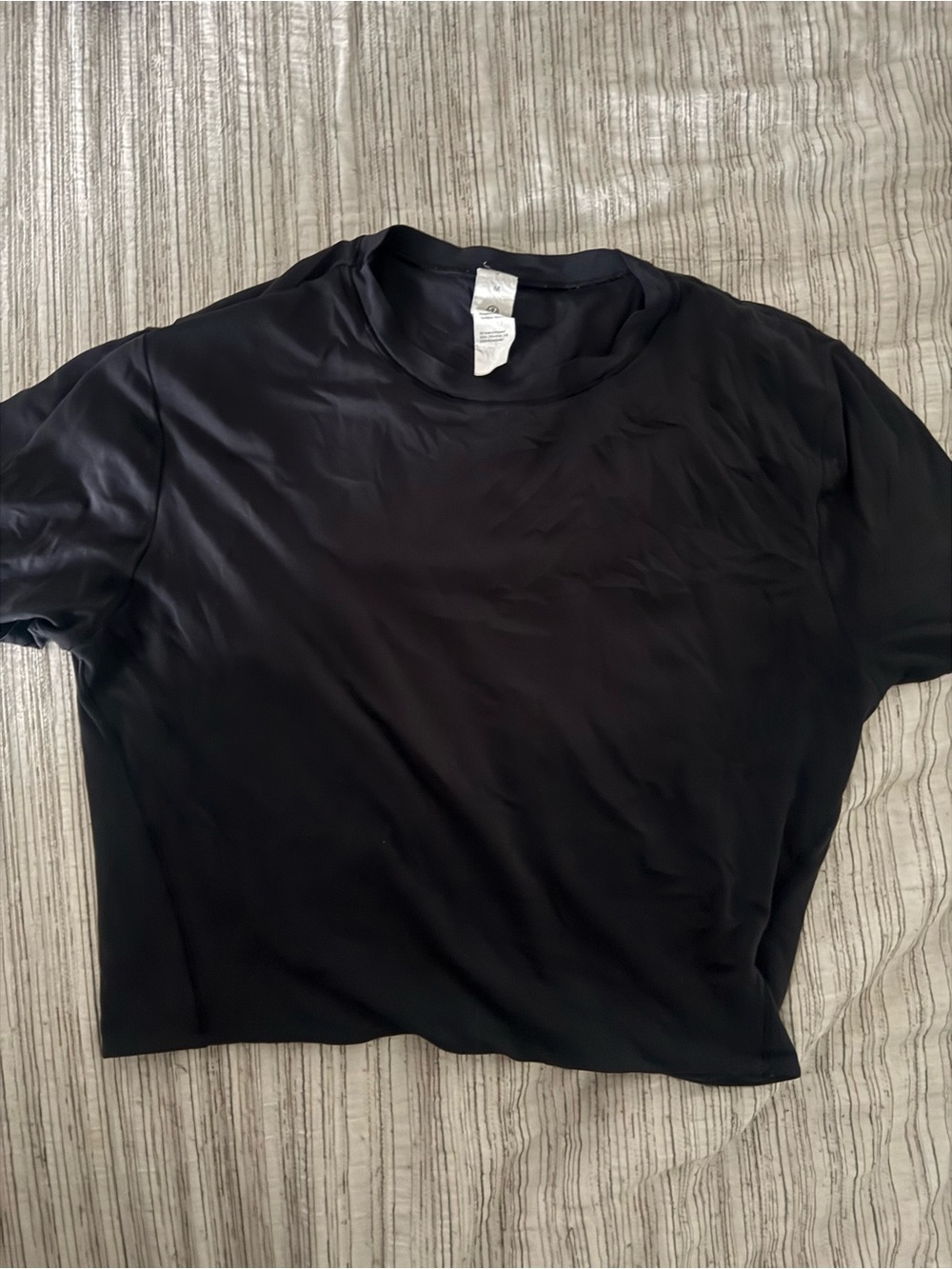 Lululemon Wundermost Nulu Crewneck Cropped